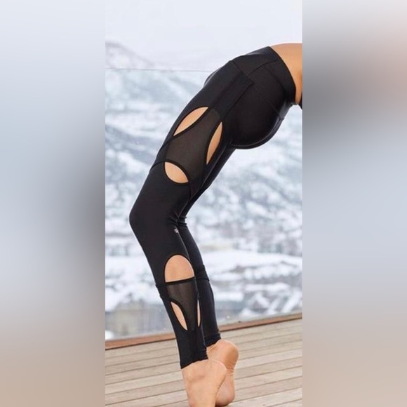 High Waist Arch Legging - Picture 3 of 10